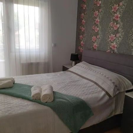 Gana Altina , Free Parking * Belgrad