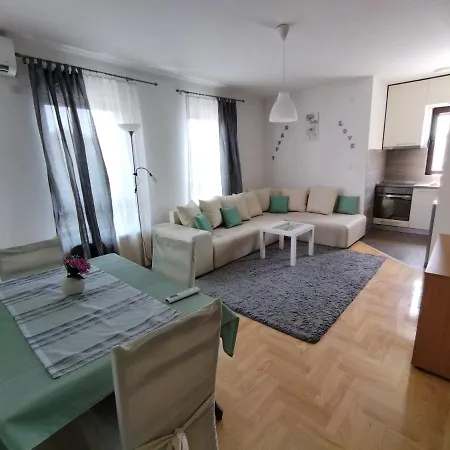 Gana Altina Lux Apartment