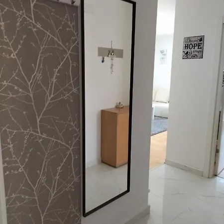 Apartment Gana Altina Lux *