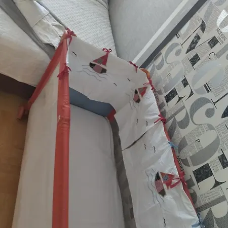 Gana Altina , Free Parking Apartment