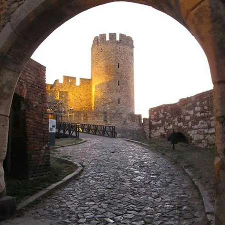 Gana Altina , Free Parking *