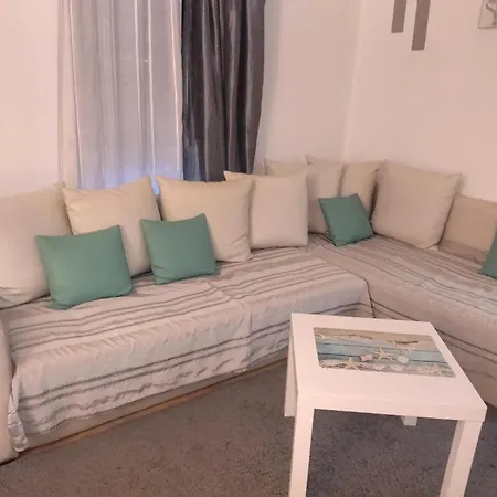 Gana Altina , Free Parking 베오그라드